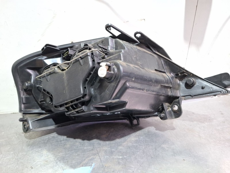 Recambio de faro delantero izquierdo para citroën c3 referencia OEM IAM 085521117L  