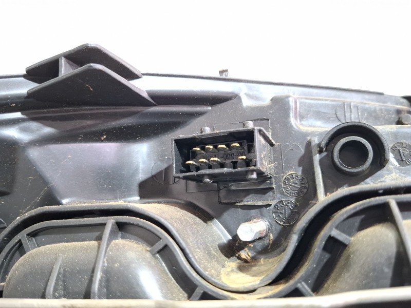 Recambio de faro delantero izquierdo para citroën c3 referencia OEM IAM 085521117L  