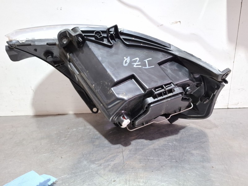 Recambio de faro delantero izquierdo para citroën c3 referencia OEM IAM 085521117L  