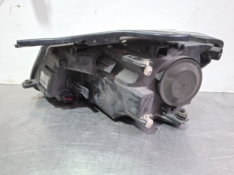Recambio de faro delantero derecho para volkswagen caddy referencia OEM IAM 2K5941006A / 1EL01055102  