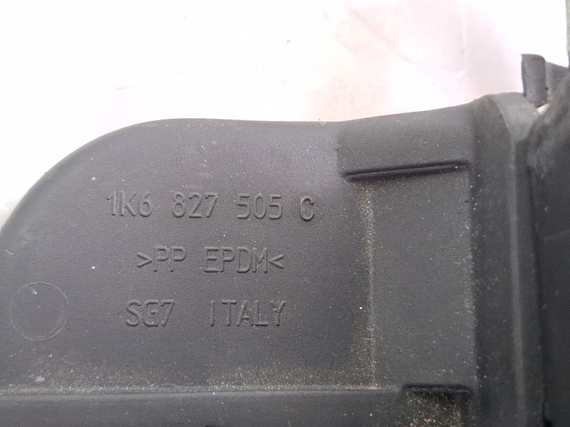 Recambio de cerradura maletero / porton para volkswagen golf referencia OEM IAM 3C9827645A  