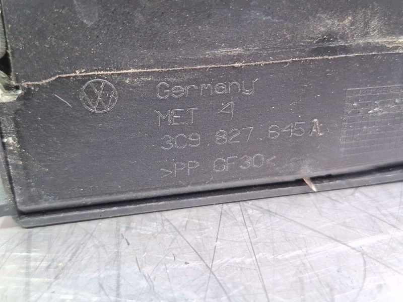 Recambio de cerradura maletero / porton para volkswagen golf referencia OEM IAM 3C9827645A  