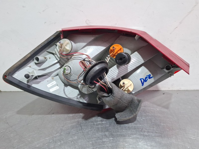 Recambio de piloto trasero derecho para skoda fabia referencia OEM IAM 5J6945096  