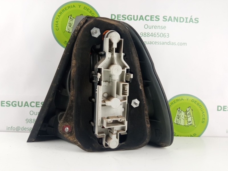 Recambio de piloto trasero izquierdo para bmw 320d referencia OEM IAM   