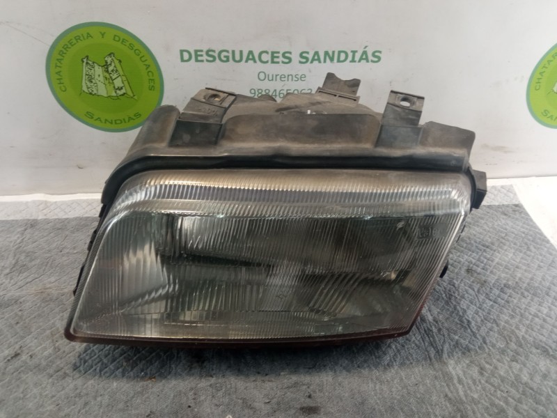 Recambio de faro delantero izquierdo para audi a4 referencia OEM IAM 67723131  