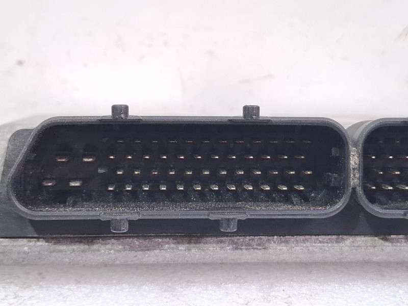 Recambio de centralita motor para audi a3 referencia OEM IAM 038906018AJ / 0281001694  