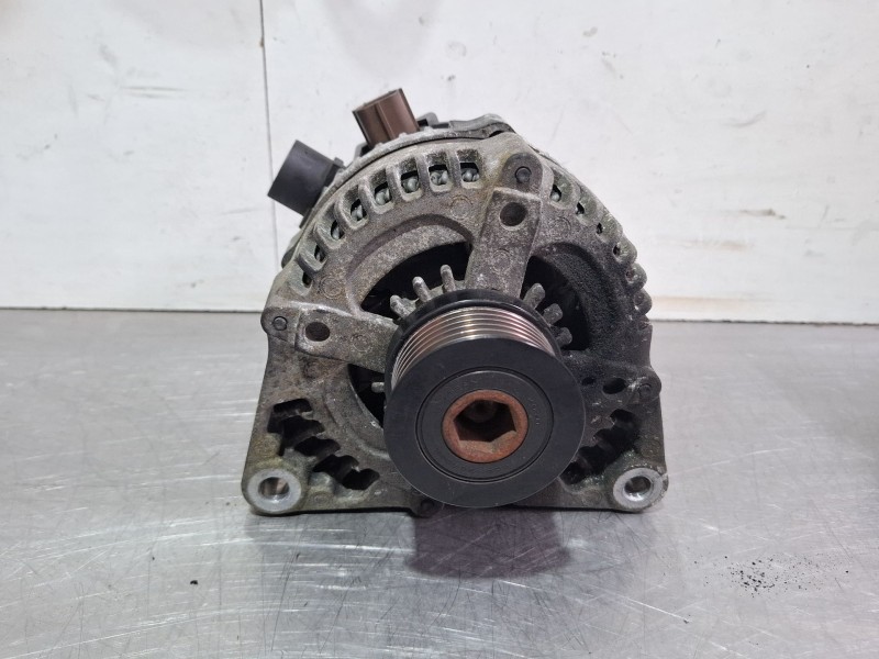 Recambio de alternador para ford kuga referencia OEM IAM 063377416010 / MAN7416  