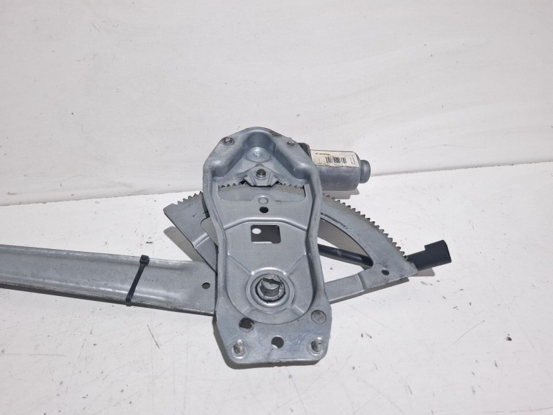 Recambio de elevalunas delantero izquierdo para ford transit/tourneo furgón 2.2 cdti 125cv referencia OEM IAM 400923B  