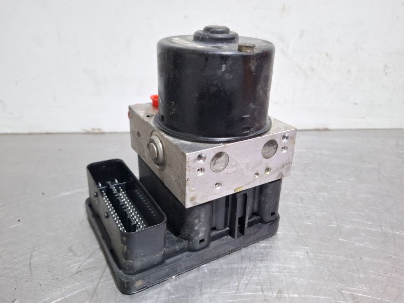Recambio de modulo abs para volkswagen touran referencia OEM IAM 1K0907379AC / 1K0614517AE  
