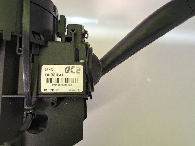 Recambio de mando multifuncion para volkswagen touran referencia OEM IAM 1K0953503EB / 1K0953549BD  