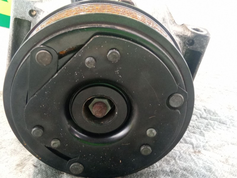 Recambio de compresor aire acondicionado para renault laguna referencia OEM IAM 8200421410  