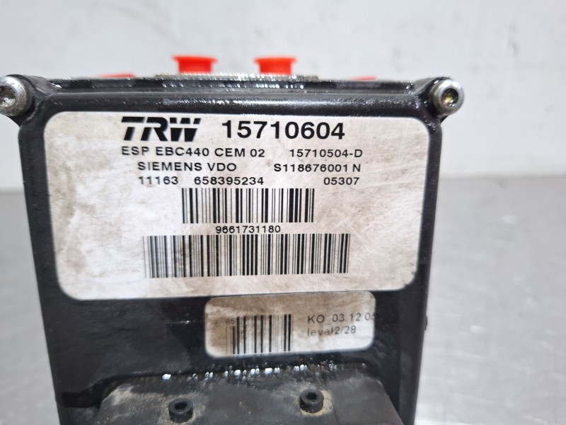 Recambio de modulo abs para peugeot 407 referencia OEM IAM 15710604 / S118676001N  