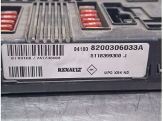 Recambio de caja reles / fusibles para renault megane referencia OEM IAM 8200306033A / S118399300J   2