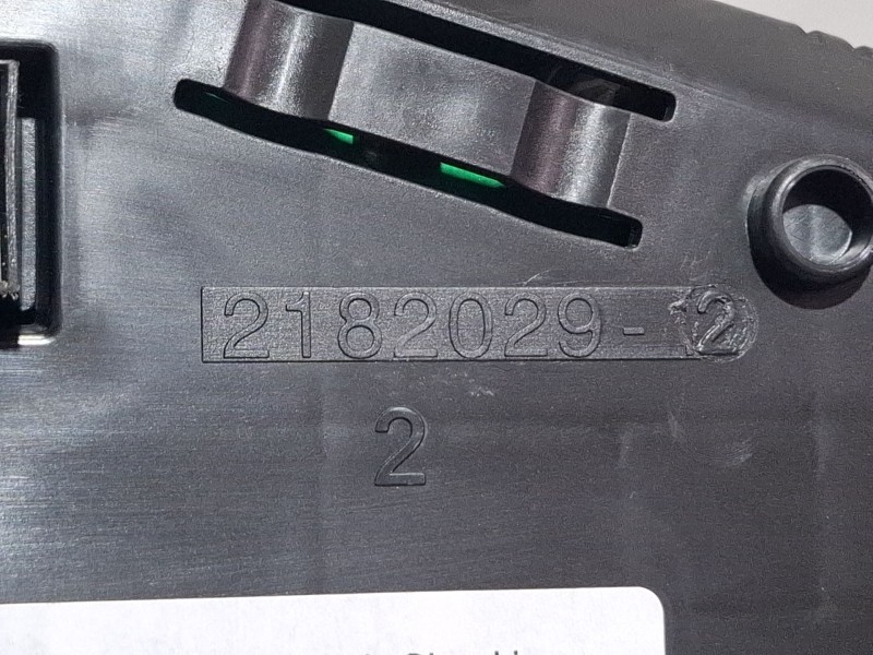 Recambio de cuenta kilometros para ford cmax referencia OEM IAM 2182029  