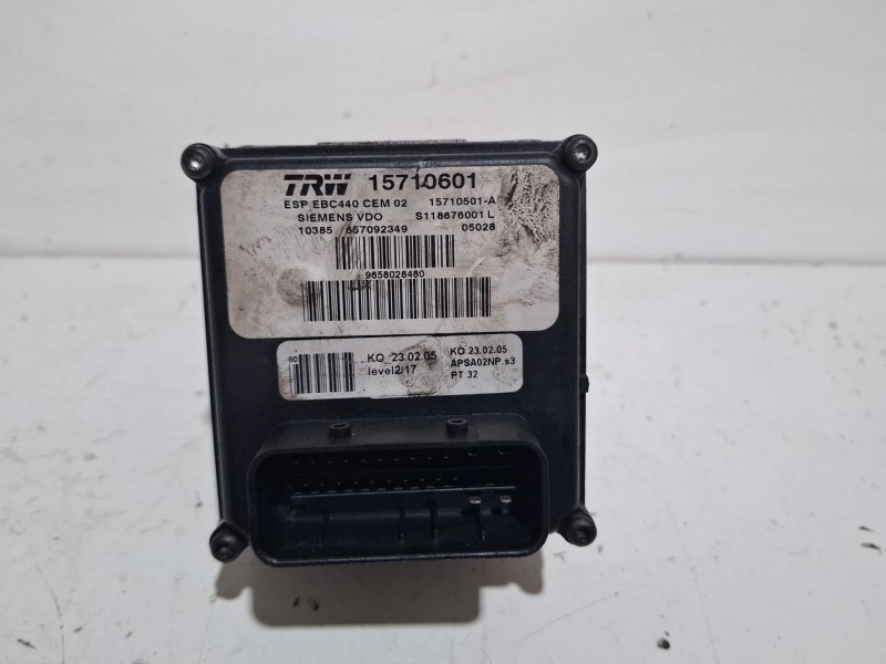 Recambio de modulo abs para peugeot 407 sw 2.0 hd 136 cv referencia OEM IAM 15710601  