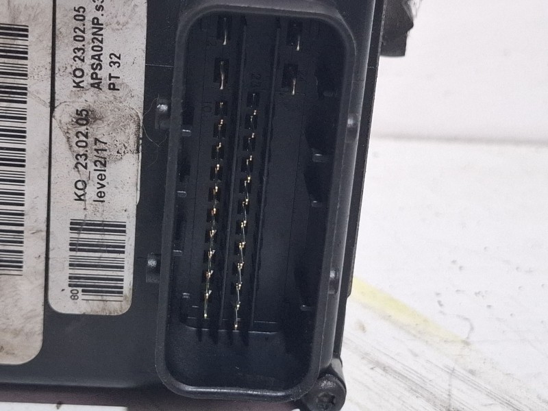 Recambio de modulo abs para peugeot 407 sw 2.0 hd 136 cv referencia OEM IAM 15710601  