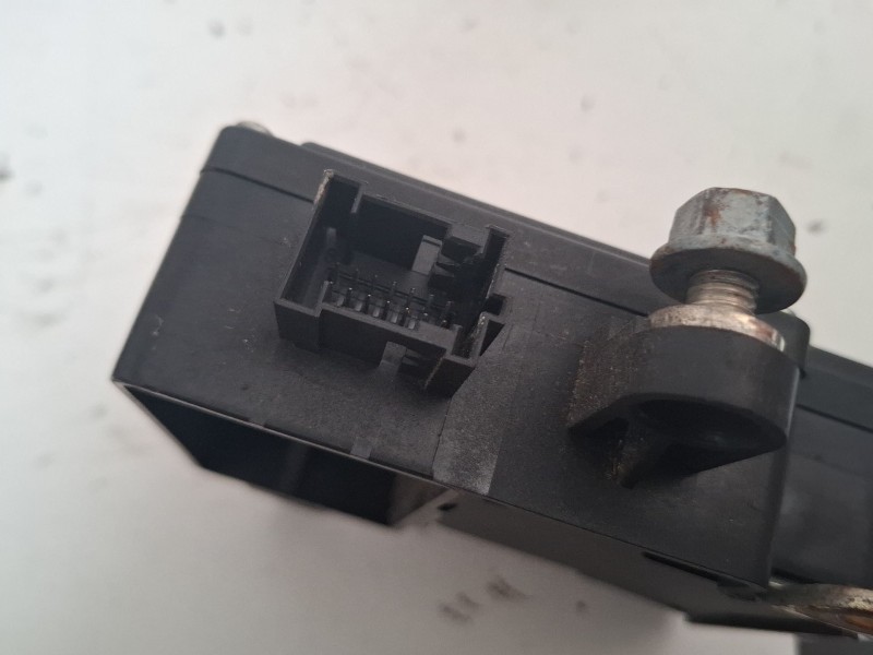 Recambio de modulo electronico para mercedes-benz e 270 referencia OEM IAM A2115401345  