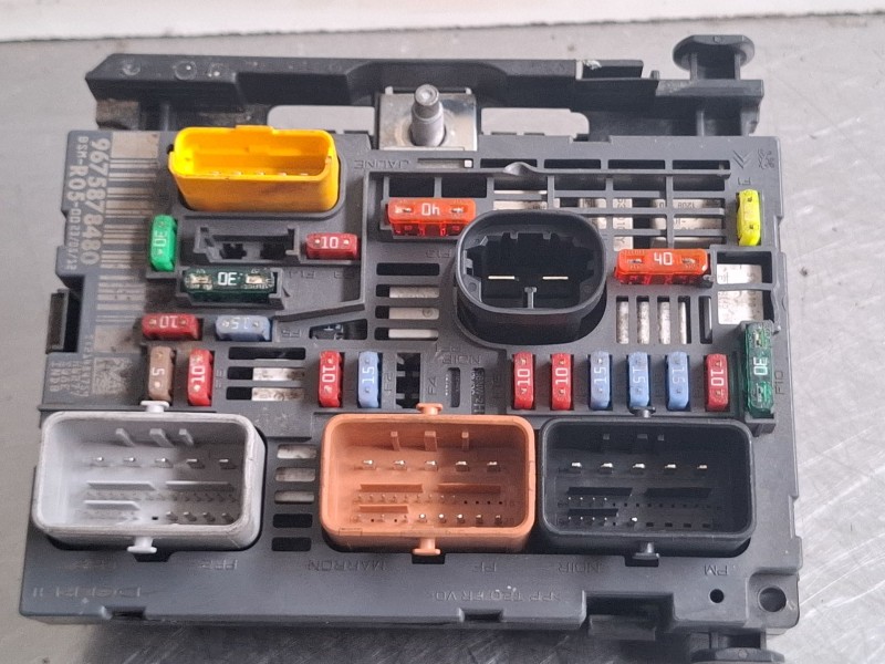 Recambio de centralita bsm para peugeot 308 referencia OEM IAM 9675878480 / R05-00  