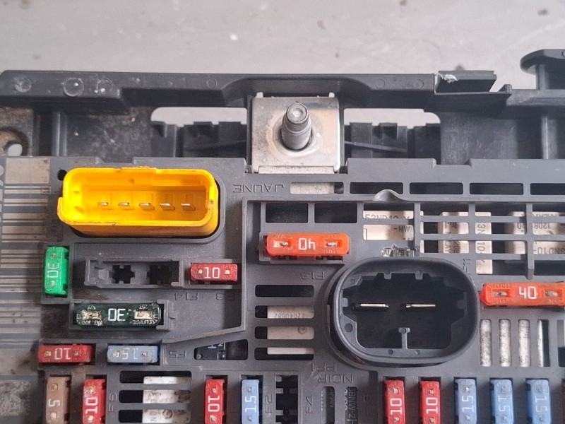 Recambio de centralita bsm para peugeot 308 referencia OEM IAM 9675878480 / R05-00  