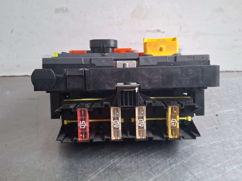 Recambio de centralita bsm para peugeot 308 referencia OEM IAM 9675878480 / R05-00  