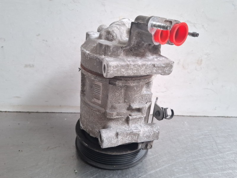 Recambio de compresor aire acondicionado para peugeot 308 referencia OEM IAM 9676862380 / 4471503251  