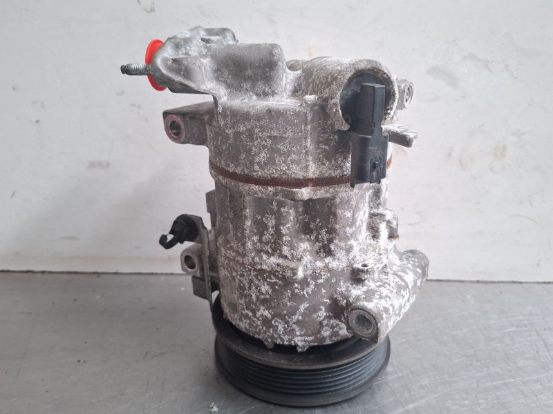 Recambio de compresor aire acondicionado para peugeot 308 referencia OEM IAM 9676862380 / 4471503251  