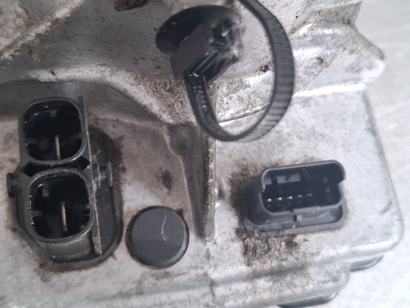 Recambio de bomba direccion asistida para peugeot 308 referencia OEM IAM 9670700380  