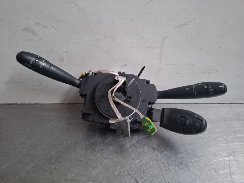 Recambio de com2000 para peugeot 206 referencia OEM IAM 96605671XT  