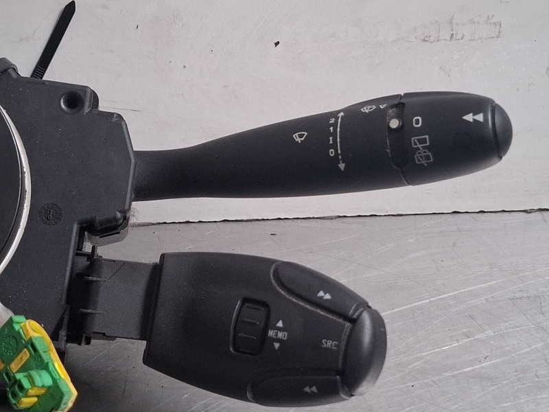 Recambio de com2000 para peugeot 206 referencia OEM IAM 96605671XT  