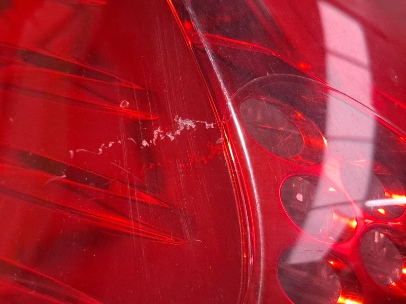 Recambio de piloto trasero izquierdo para peugeot 3008 referencia OEM IAM 9683460880  