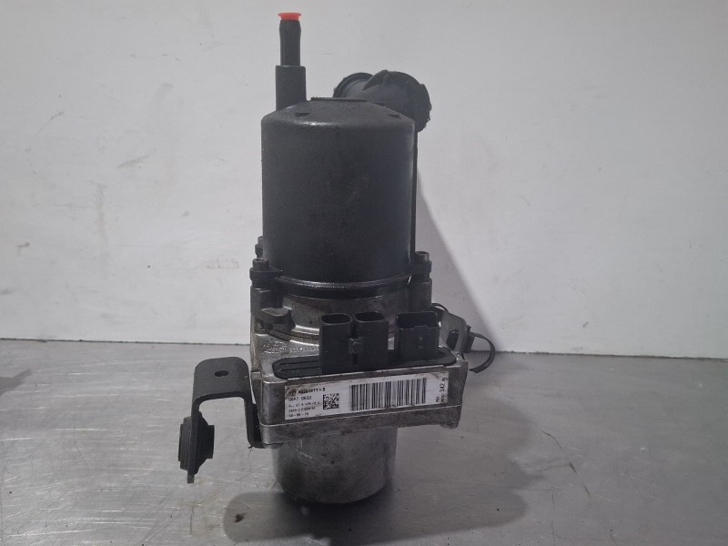 Recambio de bomba servodireccion para peugeot 3008 referencia OEM IAM HPIA5101811B  