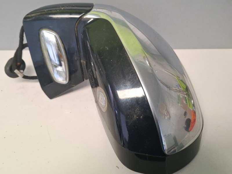 Recambio de espejo retrovisor izquierdo electrico para peugeot 3008 referencia OEM IAM E20208199  