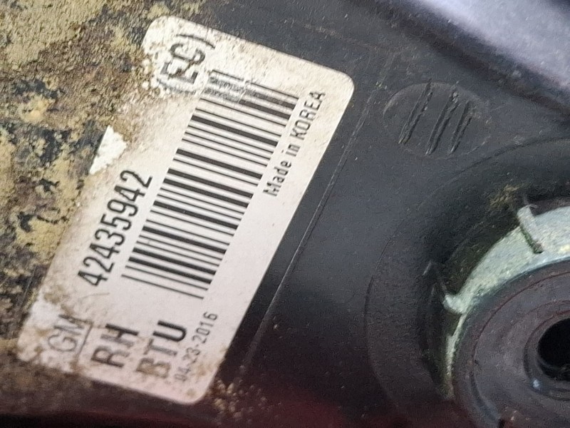 Recambio de piloto trasero derecho para opel mokka x referencia OEM IAM 42435942  