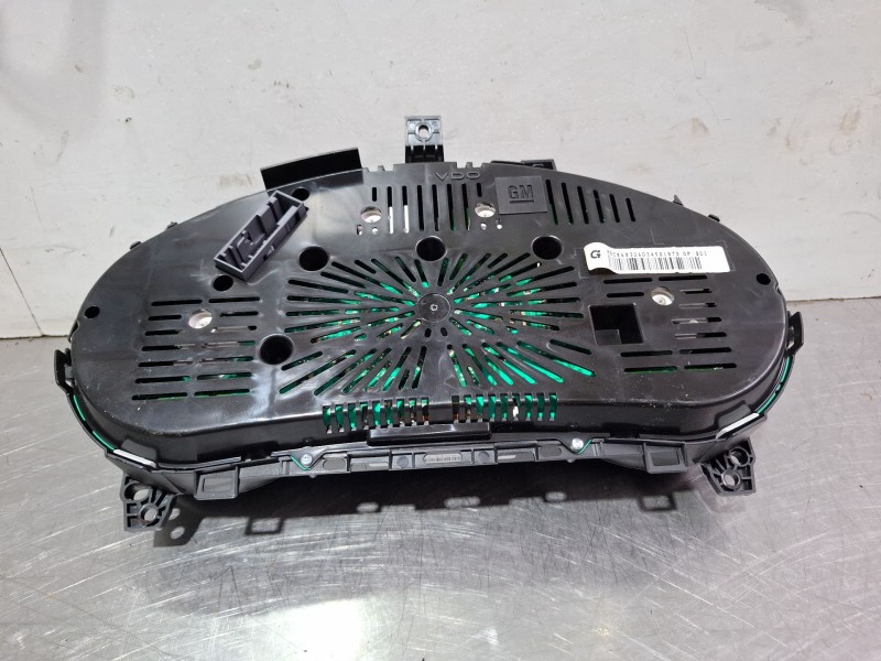 Recambio de cuenta kilometros para opel mokka x referencia OEM IAM 42342754  