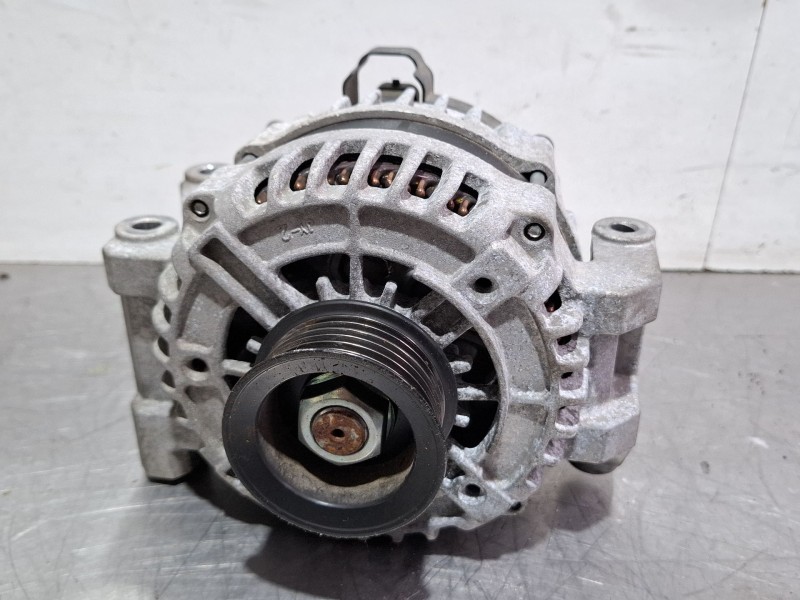 Recambio de alternador para opel mokka x referencia OEM IAM 94509655  