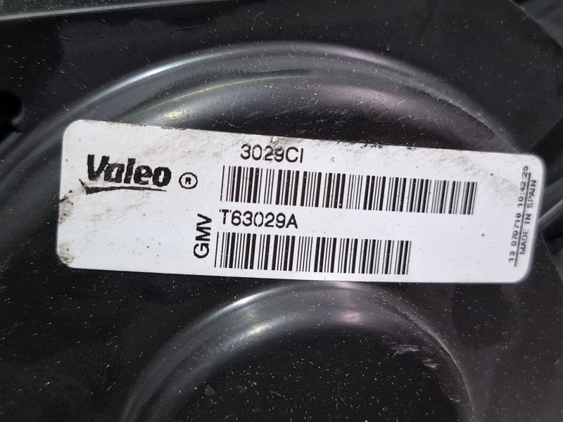 Recambio de motor calefaccion para opel mokka x referencia OEM IAM T63029A  