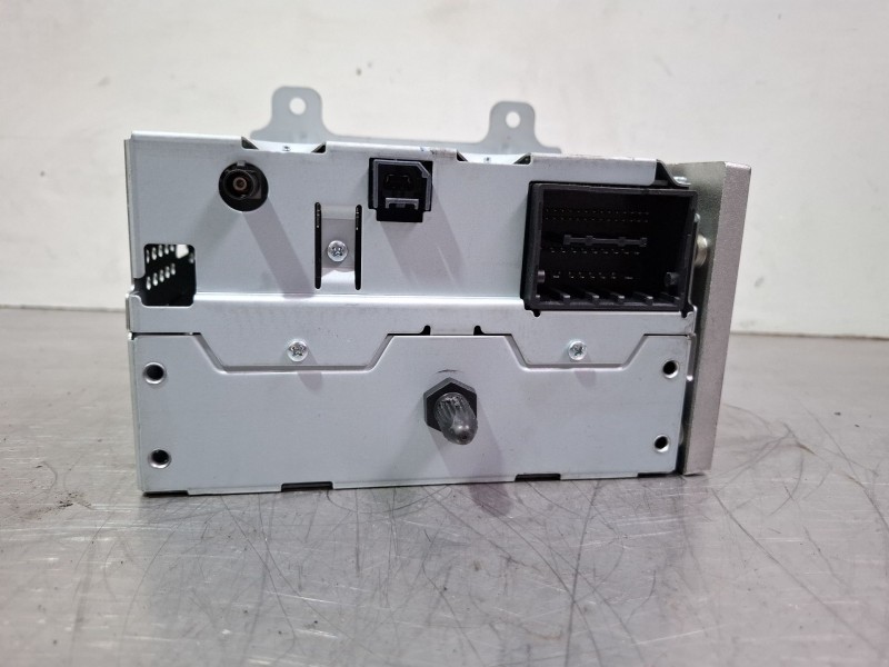 Recambio de sistema audio / radio cd para opel mokka x referencia OEM IAM 42418195  