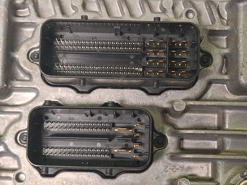 Recambio de centralita motor para opel mokka x referencia OEM IAM 55491705 / 55487860  