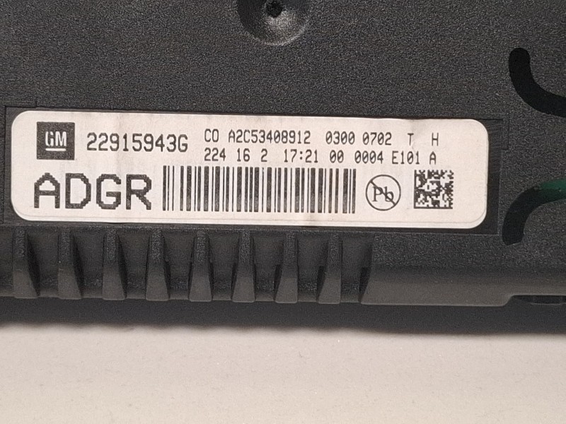 Recambio de pantalla multifuncion para opel mokka x referencia OEM IAM 22915943g  