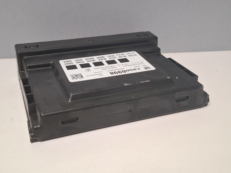 Recambio de modulo electronico para opel mokka x referencia OEM IAM 13506998  