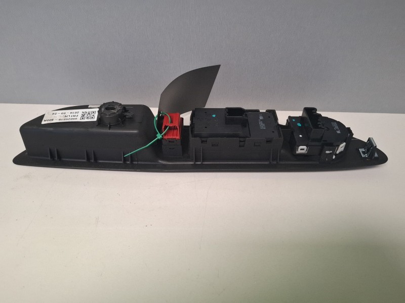 Recambio de mando elevalunas delantero izquierdo para opel mokka x referencia OEM IAM 95025518  