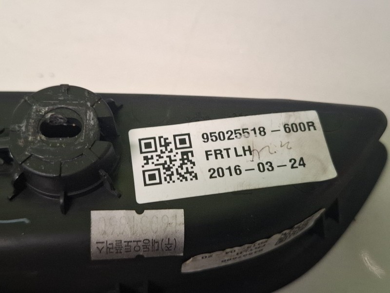 Recambio de mando elevalunas delantero izquierdo para opel mokka x referencia OEM IAM 95025518  