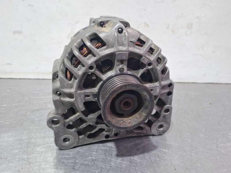 Recambio de alternador para seat ibiza ii referencia OEM IAM 03D903025J  