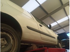 renault clio del año 2001