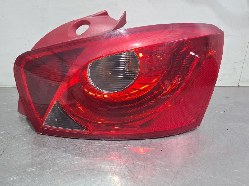 Recambio de piloto trasero derecho para seat ibiza ii referencia OEM IAM 6J4945096G  