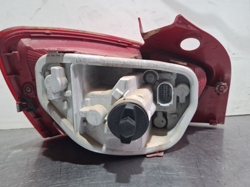 Recambio de piloto trasero derecho para seat ibiza ii referencia OEM IAM 6J4945096G  