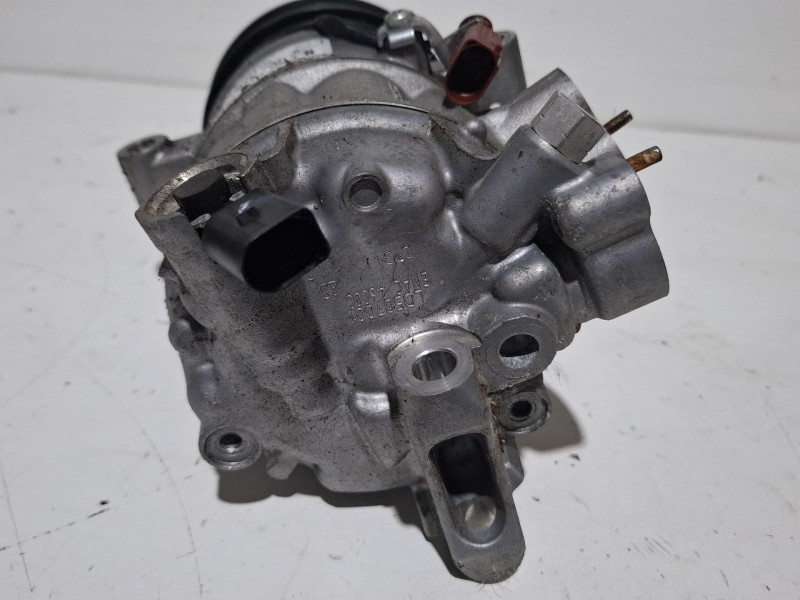 Recambio de compresor aire acondicionado para seat león referencia OEM IAM 3Q0816803B  