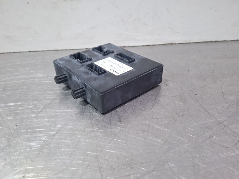 Recambio de modulo electronico para renault trafic referencia OEM IAM 231a09375r  