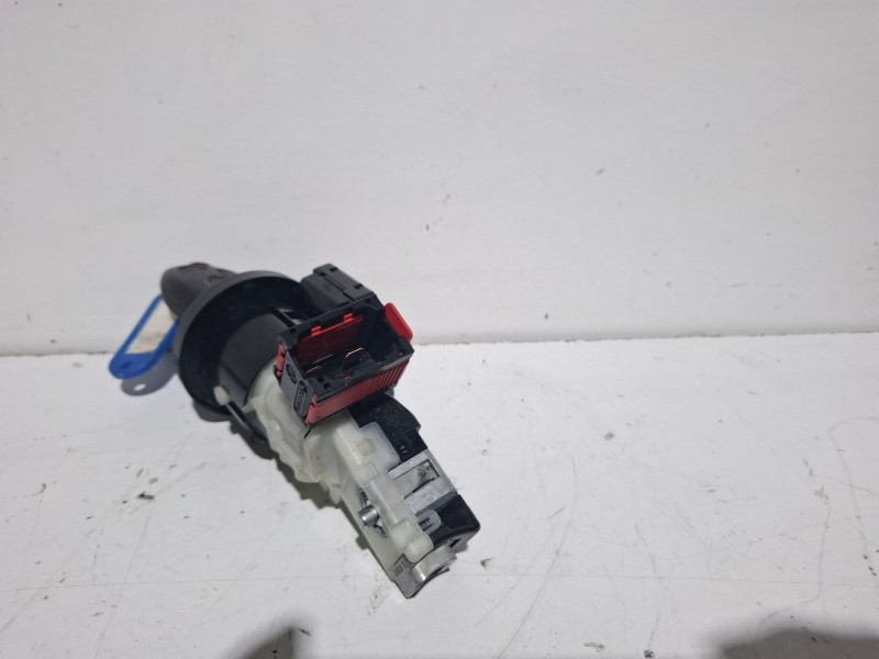 Recambio de conmutador de arranque para renault trafic referencia OEM IAM 285910001R-B  