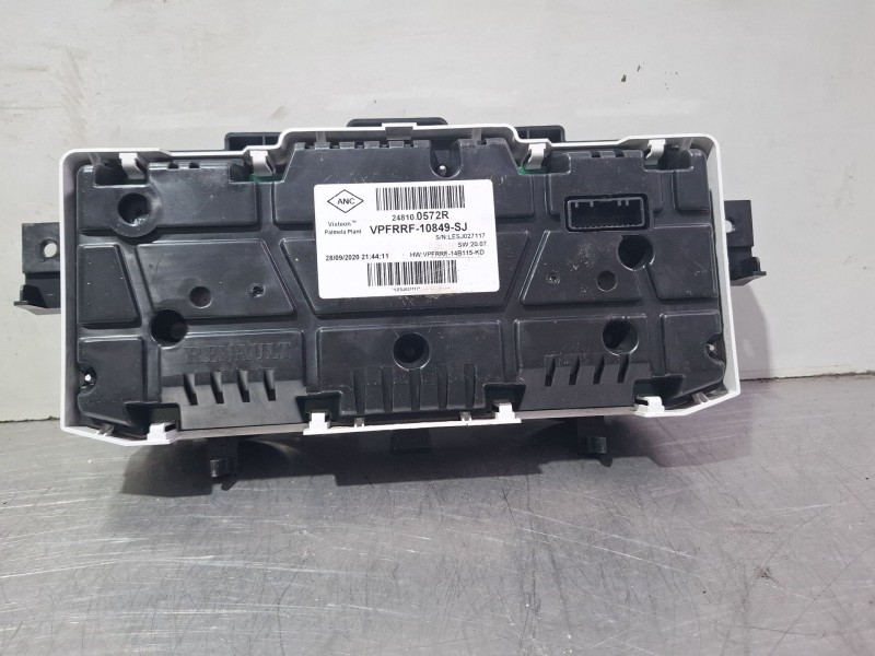 Recambio de cuenta kilometros para renault trafic referencia OEM IAM 248100572R  
